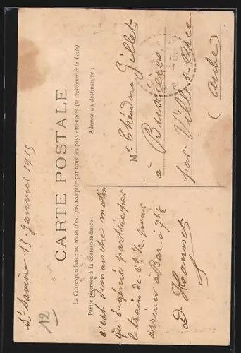 AK Troyes, Rue des Quinze-Vingt avec passants et architecture urbaine