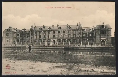 AK Troyes, L`École des Jacobins