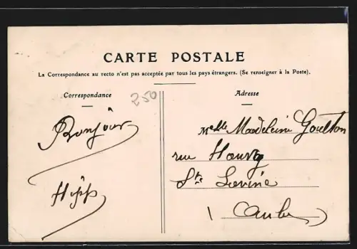 AK Troyes, Église Saint-Martin avec des passants devant l`entrée