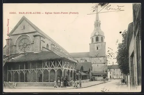 AK Bar-sur-Aube, Église Saint-Pierre, Portail