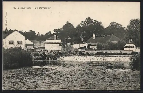 AK Chappes, Le Déversoir et vue du village avec cascades et bâtiments environnants