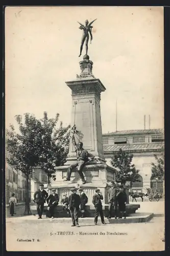 AK Troyes, Monument des Bienfaiteurs