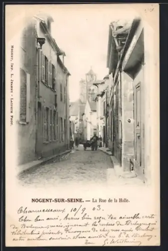 AK Nogent-sur-Seine, La Rue de la Halle