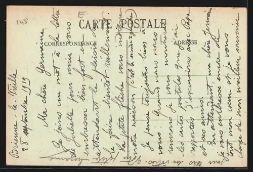 AK Brienne-la-Vieille /Aube, Grande-Rue avec le café Guerbapin et l`église en arrière-plan