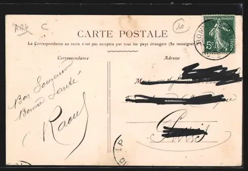 AK Romilly, Rue du Calvaire avec bâtiments et lanterne à gaz