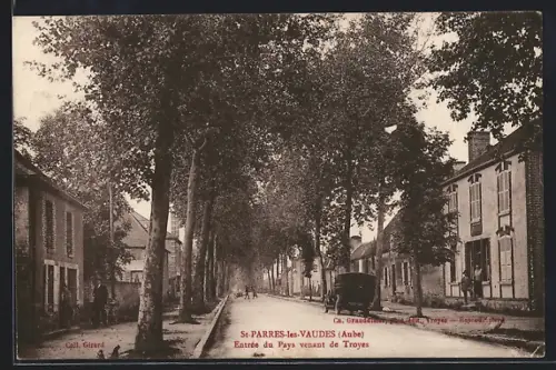 AK St-Parres-les-Vaudes /Aube, Entrée du Pays venant de Troyes