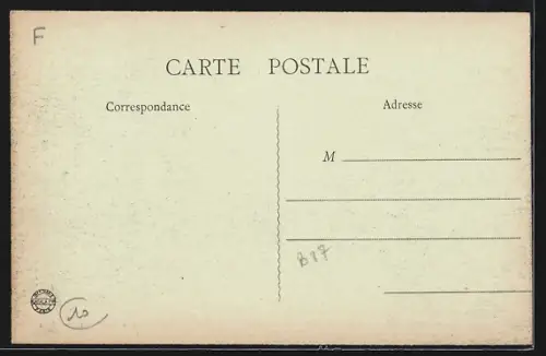 AK Plancy, Rue des Places avec bâtiments et passants