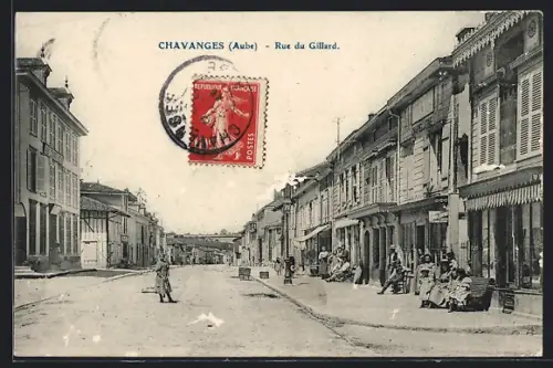 AK Chavanges /Aube, Rue du Gillard avec scènes de rue animées