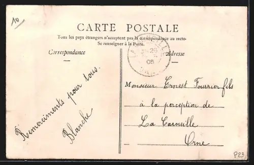 AK Bar-sur-Aube, Rue Nationale avec passants et vélos