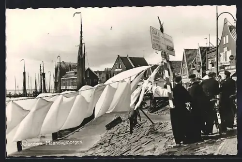 AK Volendam, Maandagmorgen