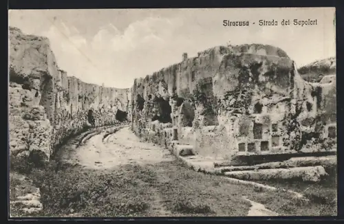 AK Siracusa, Strada dei Sepoleri