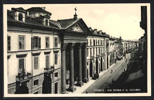 AK Cuneo, via Roma e il duomo