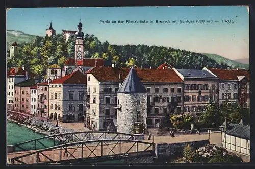 AK Bruneck, Partie an der Reinzbrücke mit Schloss, Gasthaus Zur Rose