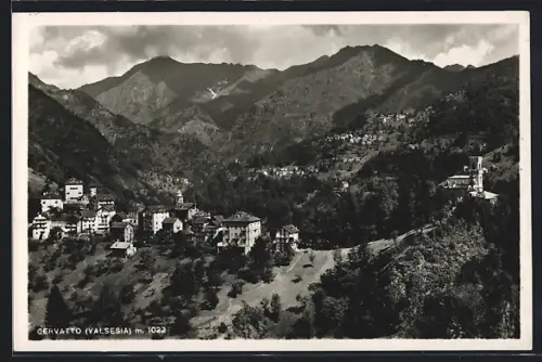 AK Cervatto /Valsesia, Panorama mit Burg