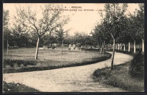 AK Eecloo, Institut Notre-Dame aux Épines, Jardin