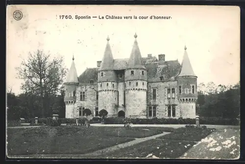 AK Spontin, Le Château vers la cour d`honneur