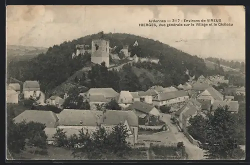 AK Hierges /Ardennes, Vue générale sur le Village et le Château