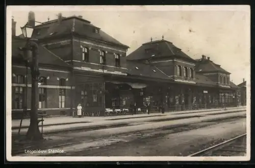 AK Leopoldov, Stanica, Ansicht vom Bahnhof