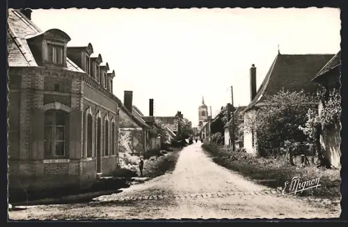 AK Maraye-en-Othe /Aube, Rue d`en Haut avec vue sur le clocher au loin