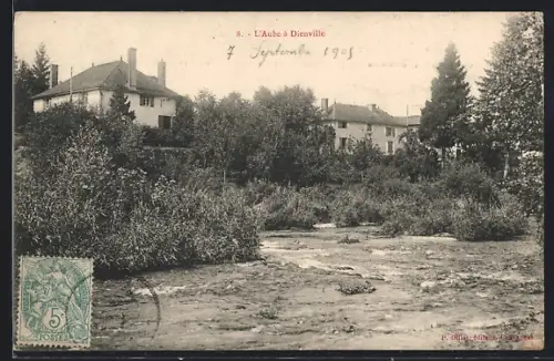 AK Dienville, L`Aube à Dienville avec maisons en arrière-plan