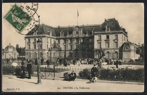 AK Troyes, La Préfecture