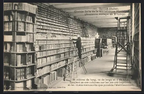 AK Troyes /Aube, Grande Salle de la Bibliothèque Municipale, Ancienne Abbaye de St-Loup