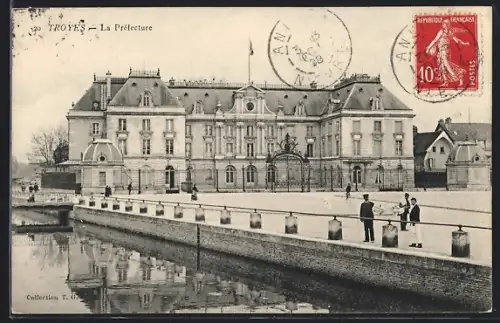 AK Troyes, La Préfecture