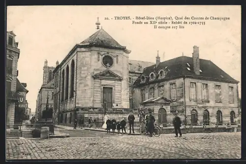 AK Troyes, Hôtel-Dieu, Hospice, Quai des Comtes de Champagne, fondé au XIIe siècle, rebâti de 1702-1735