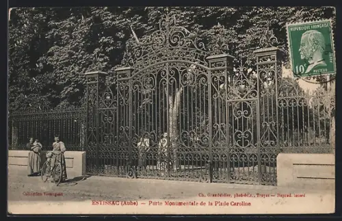 AK Estissac /Aube, Porte Monumentale de la Place Caroline
