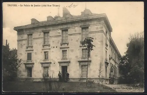 AK Troyes, Le Palais de Justice, côté Rue Thiers