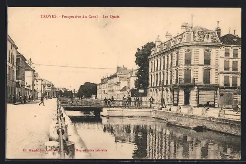 AK Troyes, Perspective du Canal, Les Quais