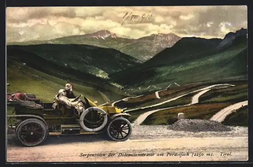 AK Pordoijoch /Tirol, Serpentinen der Dolomitenstrasse mit Automobil