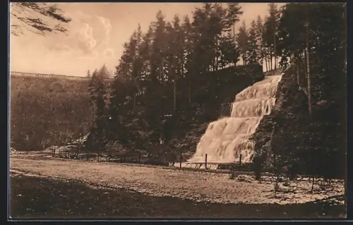 AK Tambach / Thüringen, Gothaer Talsperre, Überlauf, Teilansicht der Sperrmauer