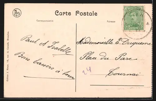 AK Ypres, Ruines des environs d`Ypres, Abris dans un bois