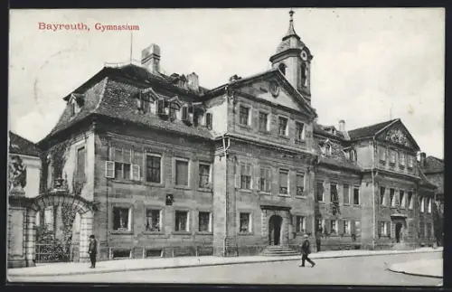 AK Bayreuth, Gymnasium mit Strassenpartie