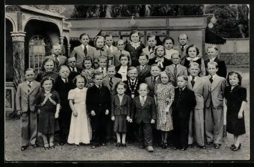 AK Berlin-Schönholz, Schaeffers Märchenstadt Liliput im Lunapark, Kleinwüchsige, Liliputaner