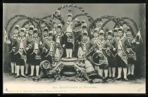 AK München, Reifschwunggruppe, Schäfflertanz
