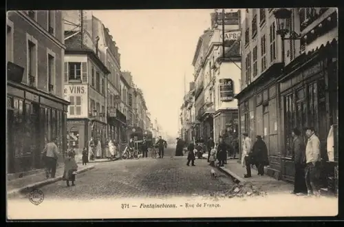 AK Fontainebleau, Rue de France