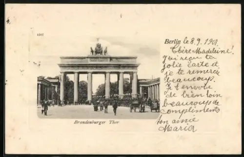 AK Berlin, Militärparade am Brandenburger Tor