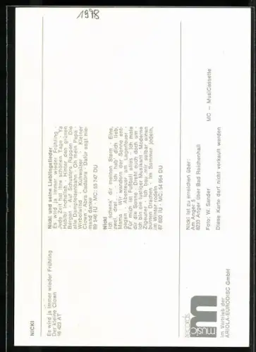 AK Musiker Nicki lächelnd im Porträt, Autograph