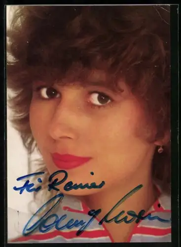 AK Musiker Conny Morin in die Kamera blickend, Autograph