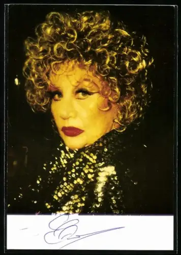 AK Musikerin Evelyn Künnecke in die Kamera blickend, Autograph