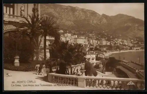 AK Monte-Carlo, La Gare, Vue Prise des Terrasses de Monte-Carlo, Bahnhof