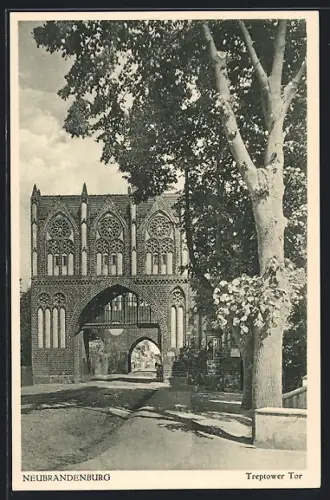 AK Neubrandenburg, Treptower Tor