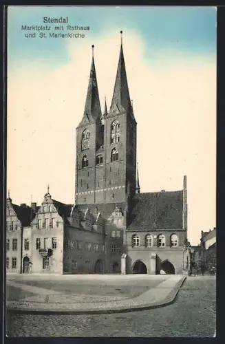 AK Stendal, Marktplatz mit Rathaus und St. Marienkirche