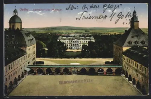 AK Gotha, Schlosshof und Museum