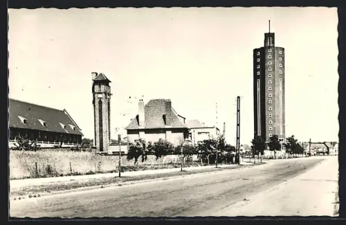 AK Hemiksem, Middelbare school en watertoren