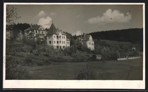 AK Babylon, Pensionát Magda