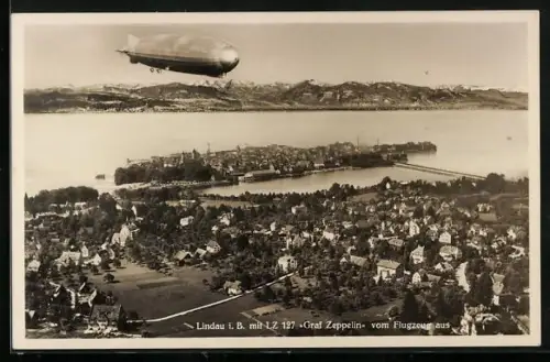 AK Lindau i. B., Zeppelin LZ 127 - Graf Zeppelin über der Stadt