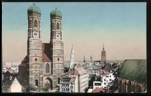 AK München, Frauenkirche mit Umgebung aus der Vogelschau